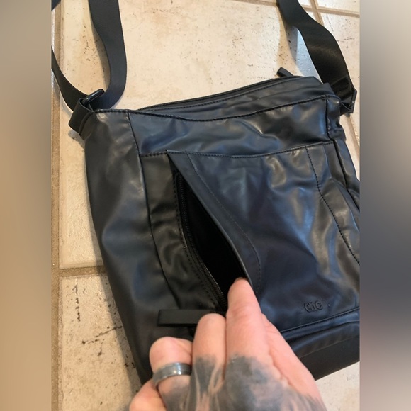 Bench Black Faux Leather Crossbody Messenger Bag - Picture 2 of 11